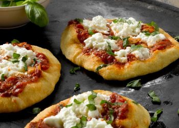 Pizza Frita: da Segunda Guerra Mundial às Ruas de Nápoles