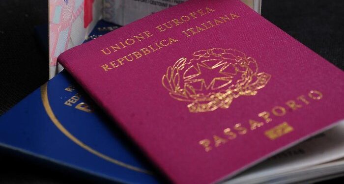 Passaporte Italiano: Segundo Mais Poderoso do Mundo em 2023
