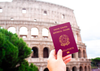 Qual a melhor forma de obter a cidadania italiana: via judicial ou administrativa?