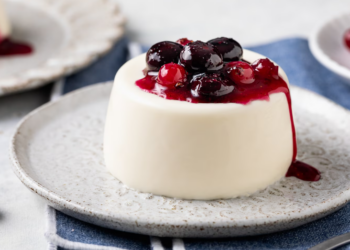 Panna Cotta: A Arte Italiana de Encantar Paladares