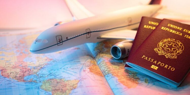 Viajando sem fronteiras: Onde os Italianos podem ir sem Visto