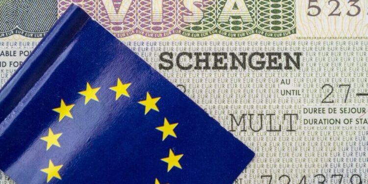 Visto Schengen: Requisitos, Custos e Procedimentos de Emissão