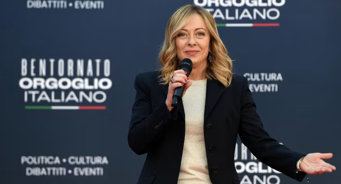 Atreju: Meloni não poupa a oposição e promete resiliência