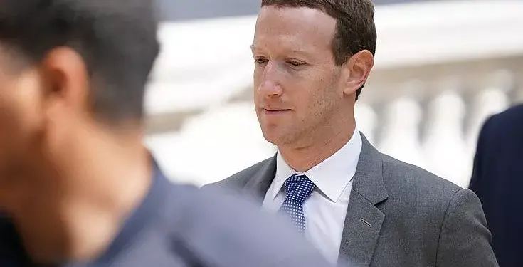 O plano bilionário de Mark Zuckerberg para criar superinteligência artificial