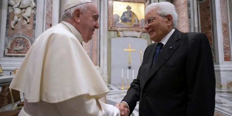Itália: Mattarella e Francisco unidos por Mensagens de Paz
