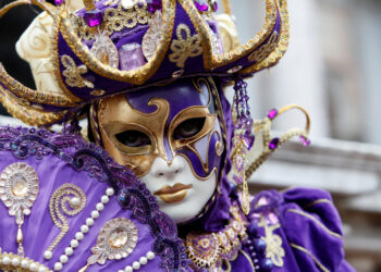 Máscaras e Tradições: Carnaval Fiorentino
