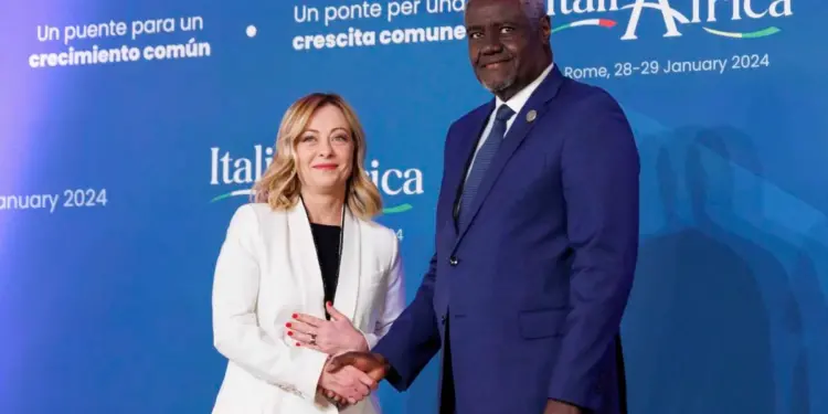 Itália Investe € 5,5 Bilhões na África