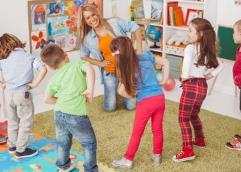Sistema Educacional Italiano e a Revolução Montessoriana