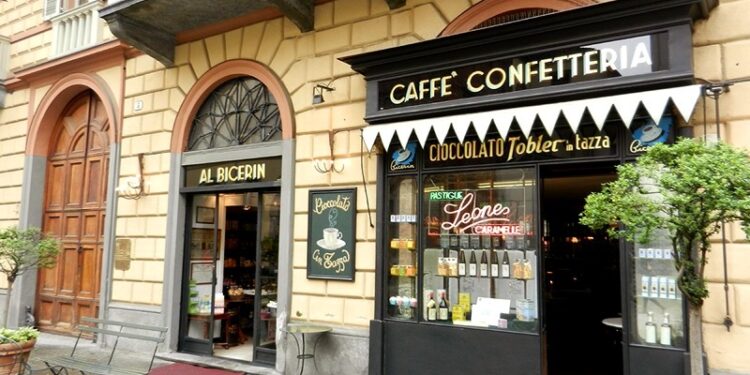 O Encanto das Cafeterias Italianas