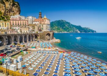 Os Melhores Destinos de Praia na Costa Italiana