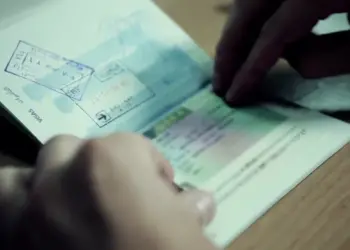 Entendendo as Diferenças entre Visto e Cidadania Italiana