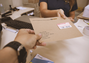 Tudo sobre Busta Preaffrancata: Compra, Envio e Utilização