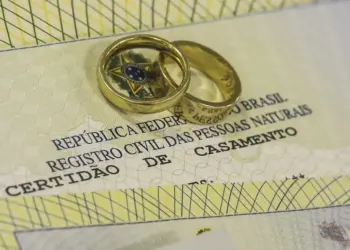 Casei após o Reconhecimento da Cidadania Italiana: O que devo fazer?
