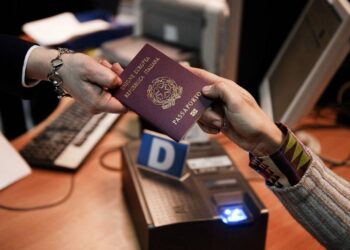Retirada de Passaportes no Consulado Italiano de Curitiba: O que mudou?