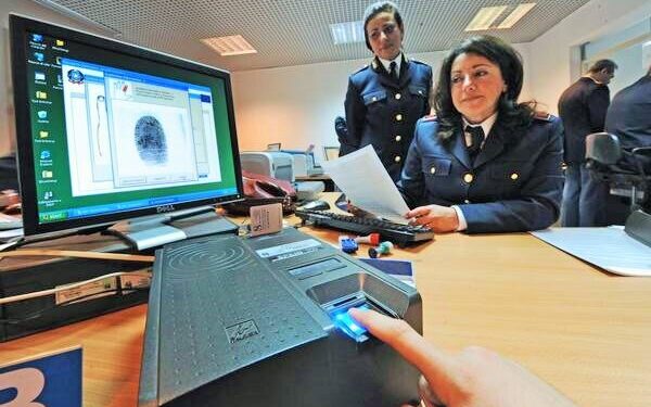 Como acompanhar o Status da sua Autorização de Residência na Itália