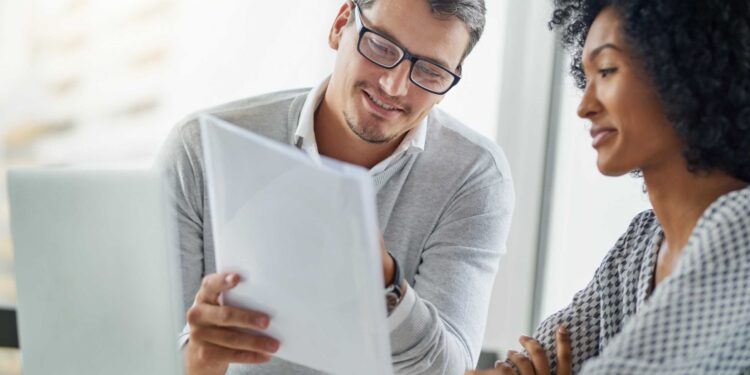 Residência de Longa Duração UE: Onde Solicitar na Itália