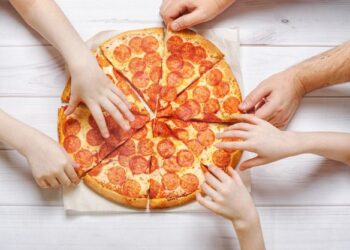 5 Pratos que todo mundo acha que são Italianos, mas não são!