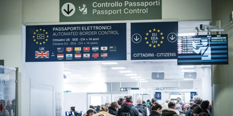 Ultrapassou os 90 Dias na Área de Schengen? Entenda as Consequências