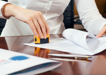 Diferença entre Busca de Documentos e Pesquisa Genealógica