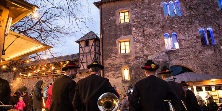 Advento no Castel Tirolo: Um Mercado de Natal Dentro das Muralhas Históricas