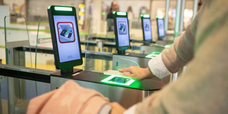 O que é o EES? Sistema de Entrada/Saída na União Europeia