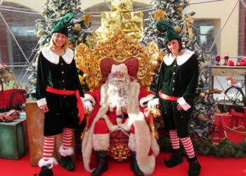 Grotta di Babbo Natale: Natal Subterrâneo com Duendes e Papai Noel