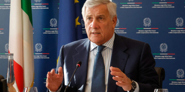 Tajani Propõe Mudança no Jus Sanguinis: “Cidadania é pra quem quer ser italiano”