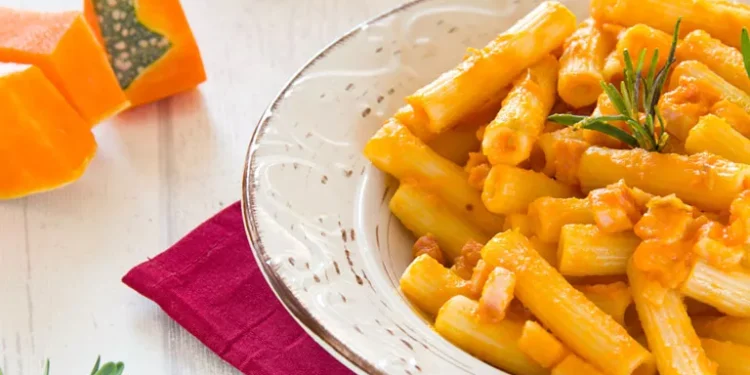 Aprenda a Fazer Macarrão Cremoso com Abóbora