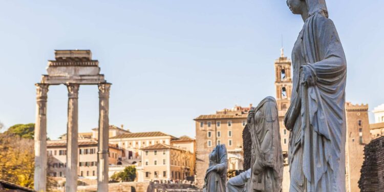 O Papel das Mulheres na Roma Antiga e sua Influência na Sociedade Italiana