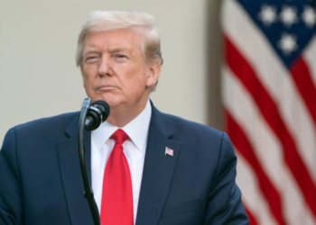 Donald Trump Retorna à Casa Branca