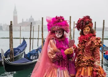 Os 5 Carnavais Mais Espetaculares da Itália