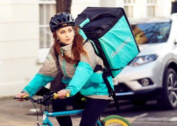 Guia Completo para Trabalhar na Deliveroo na Itália