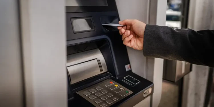 Meios de Pagamento na Itália: Como Realizar Compras e Transações Financeiras