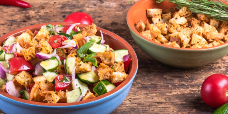 Como Preparar a Autêntica Panzanella