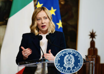 “Deveres Primeiro” – A Proposta de Fratelli d’Italia para Regenerar a Política de Imigração