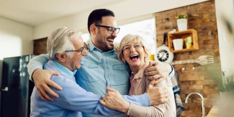 Psicologia da Independência: Qual a Idade Ideal para Sair da Casa dos Pais?