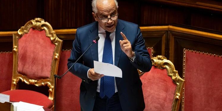 “A Lei de Cidadania Tinha Falhas Claras”, Afirma Ministro Piantedosi ao Justificar Reformas