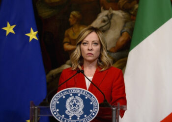 “Defesa das Fronteiras É Prioridade”: Meloni Apoia Nova Diretriz Europeia para Migrantes