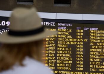 Trem na Itália: Como Ler os Painéis e Chegar na Plataforma Certa