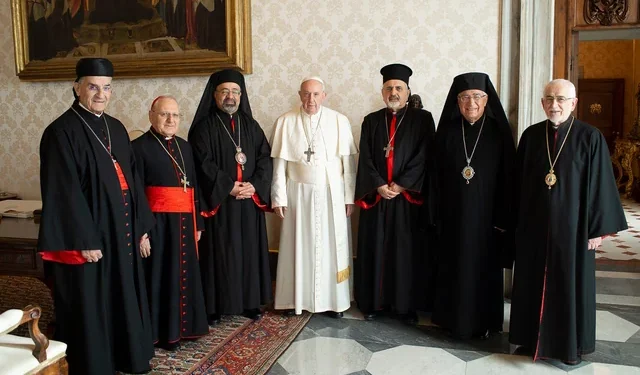Papa, Cardeal, Bispo: O Que Faz Cada Um na Hierarquia da Igreja Católica