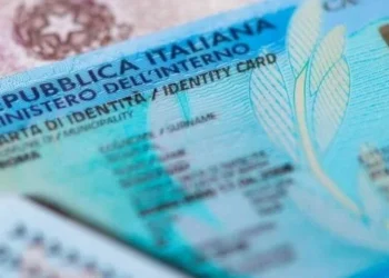 Mudança de Residência na Itália: Como Atualizar Seu Endereço e Quando Emitir a CIE