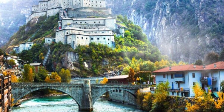 Bard (Aosta) – Forte e Vila: A História de Um Guardião dos Alpes