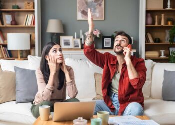 Barulho, Invasão e Assédio: O Que a Lei Italiana Permite Denunciar