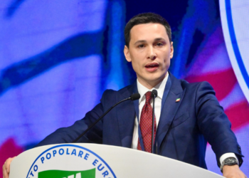 Deputado Italiano Critica o Ius Sanguinis e Propõe Novo Caminho Baseado em Educação