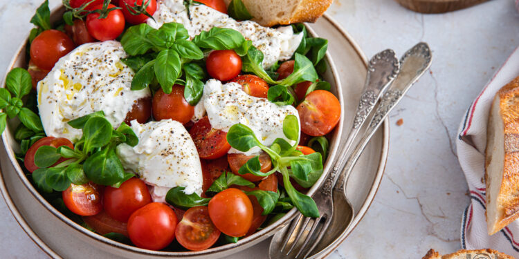 O Que é Burrata e Por Que Virou Febre Fora da Itália?