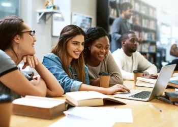 Como Funciona a Pré-inscrição na Universidade Italiana para Estudantes Fora da União Europeia