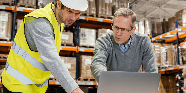 5 Cursos Essenciais Para Quem Quer Trabalhar na Área de Logística na Itália