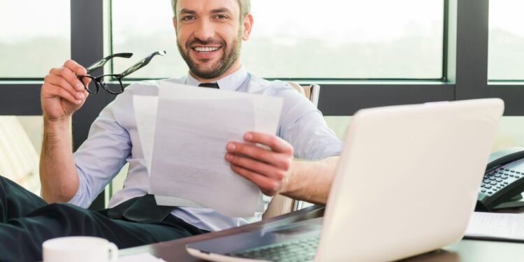 Freelancer Sem Partita IVA: Preciso Declarar Renda do Exterior?