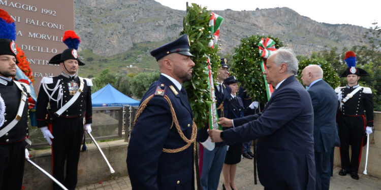 Ministro Piantedosi Recorda 33 Anos da Strage di Capaci em Palermo