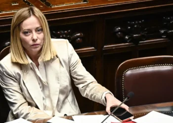 Meloni confirma gasto militar de 5% do PIB e defende acordo em Haia
